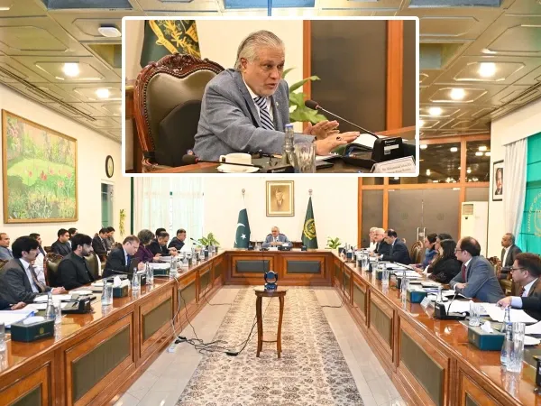 ishaq-dar-meeting