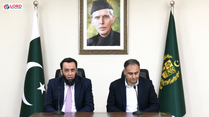 وفاقی وزیراطلاعات: بجٹ مخالفین کی تعریف حاصل کر رہا ہے