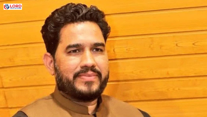یوٹیوبر رضی طاہر متنازع خبر پر گرفتار