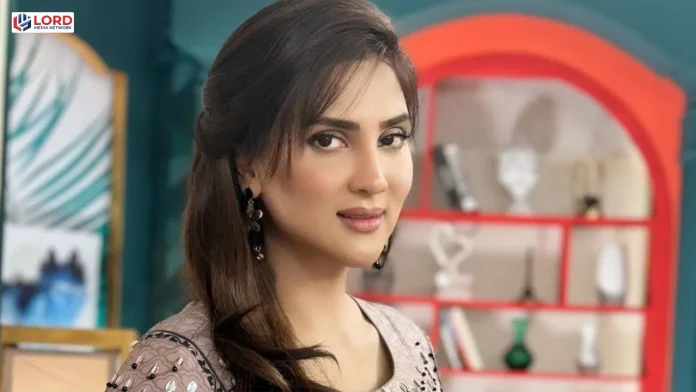 دھوپ میں میری آنکھوں کا رنگ  بدل جاتا ہے، فضا علی