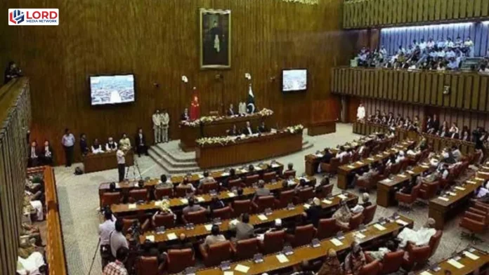 غیر ضروری وزارتوں کو ختم کرکے سالانہ 5 ہزار ارب روپے تک کی بچت کرنا ممکن، سینیٹ کمیٹی