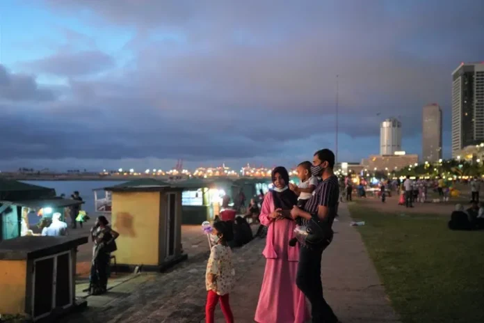 Sri-Lanka-Galle-Face-Green-Colombo-Xinhua