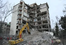 ایران کا امریکہ کے ساتھ مذاکرات اور کسی بھی ممکنہ سمجھوتے کو مسترد کرنے کا اعلان