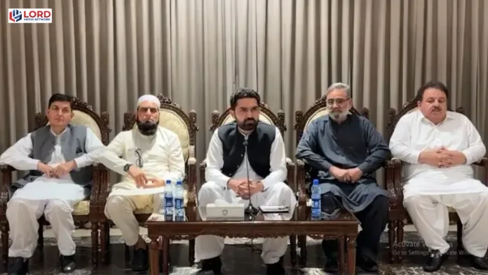 پی ٹی آئی خیبرپختونخوا میں اندرونی اختلافات ختم کرنے کیلئے کمیٹی قائم