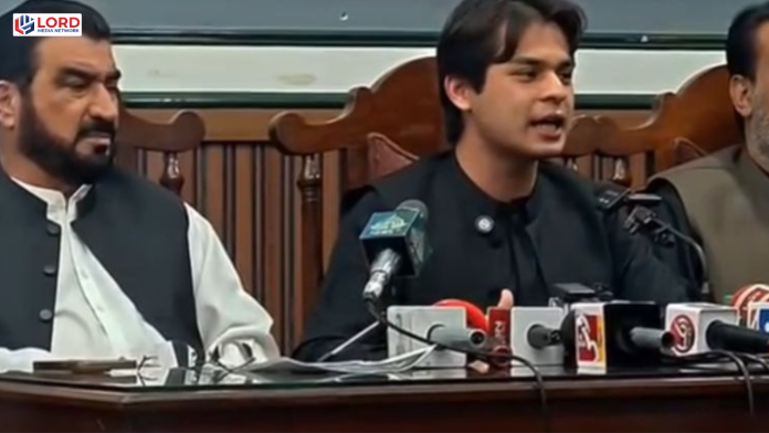 پاکستان کے خلاف ایک خاموش جنگ جاری ہے،  جمال رئیسانی