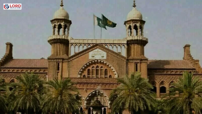 پٹرولیم کمپنیوں کی ریکارڈ منافع خوری، عدالت نے نوٹس جاری کر دیے