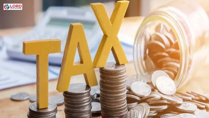تنخواہ دار طبقے نےسب سے زیادہ 633 ارب روپے ٹیکس ادا کیا