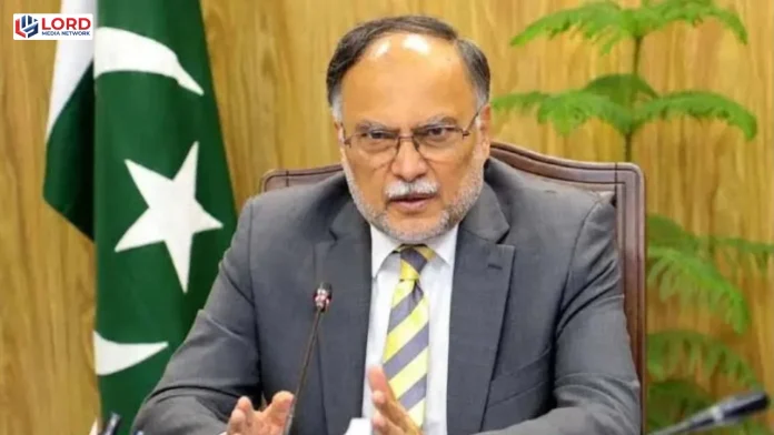 کشمیر کو کراچی نہیں، لاہور جیسا دیکھنا چاہتے ہیں، احسن اقبال