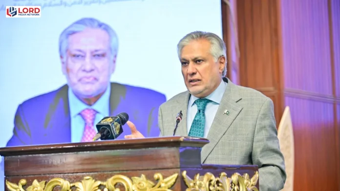 پاکستان مشرق وسطیٰ میں امن کیلئے فعال کردار ادا کر رہا ہے، اسحاق ڈار