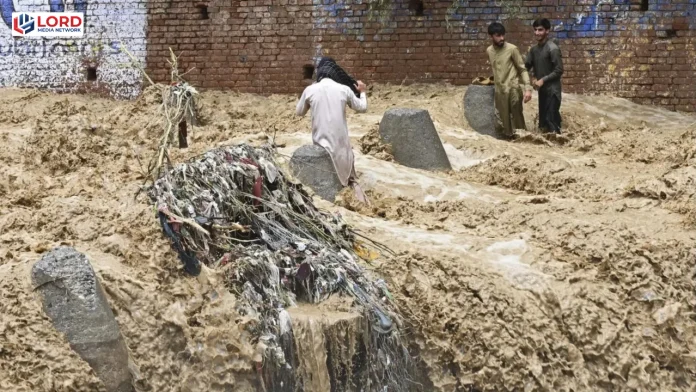 خیبرپختونخوا میں بارشوں اور فلش فلڈز سے 28 افراد جاں بحق، 29 زخمی