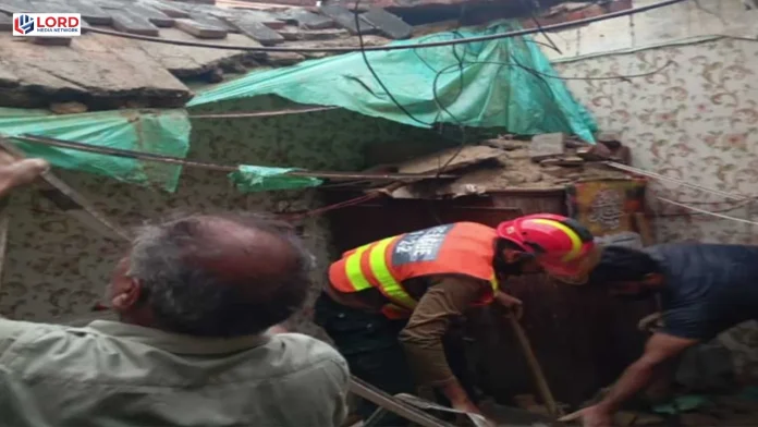 لاہور میں گھر کی چھت گرنے سے تین افراد جاں بحق