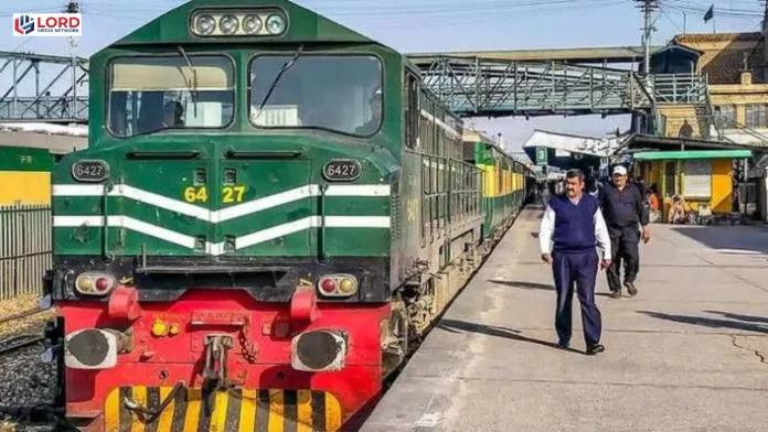 کراچی میں ریلوے کا 32 ٹن چوری شدہ سامان برآمد، 4 ملزمان گرفتار