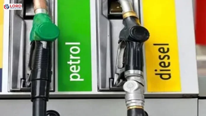 پیٹرول 4 روپے 45 پیسے مہنگا، ڈیزل 2 روپے سستا