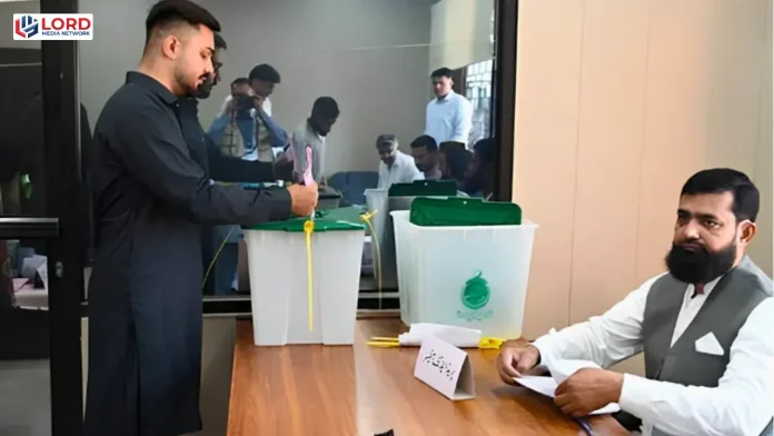 آزاد کشمیر انتخابات میں موجودہ اور سابق وزرائے اعظم کی قسمت کا فیصلہ آج ہوگا