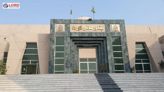 پشاور ہائیکورٹ کا دو افغان صحافیوں کو ملک بدر نہ کرنے کا حکم
