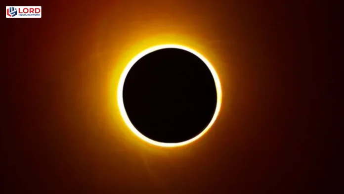 آج سورج گرہن، محفوظ چشموں کے بغیر دیکھنا خطرناک