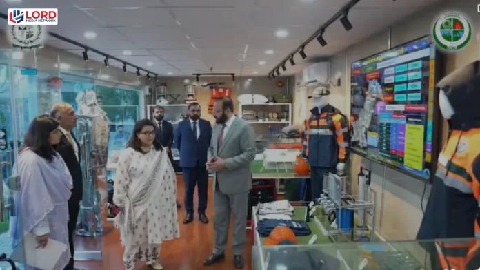 وفاقی وزیر کا این ڈی ایم اے کے ڈیزاسٹر سسٹم کا دورہ، جدید ٹیکنالوجی پر بریفنگ
