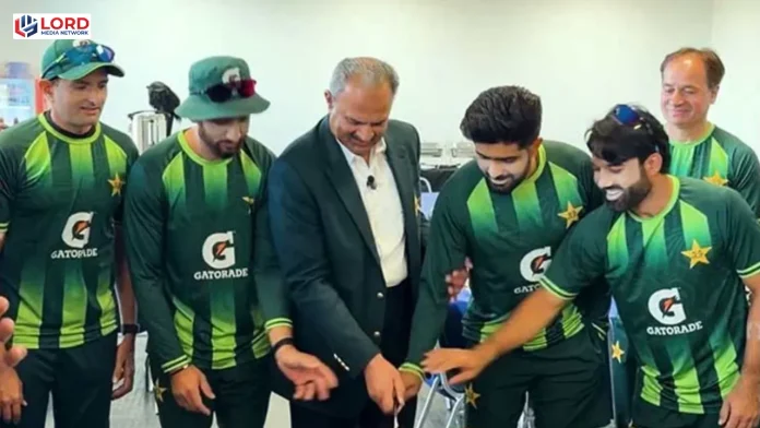 پاکستان کرکٹ ٹیم نے انگلینڈ میں یوم آزادی کا جشن منایا