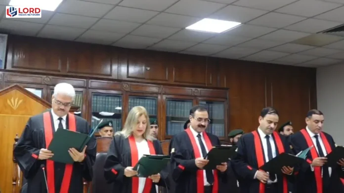 پشاور ہائیکورٹ کے 4 مستقل ججز نے حلف اٹھا لیا