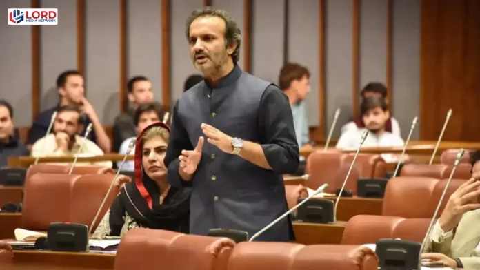 ڈاکٹروں کی رپورٹ کے مطابق بانی پی ٹی آئی عمران خان شدید ڈپریشن کا شکار ہیں، عون عباس