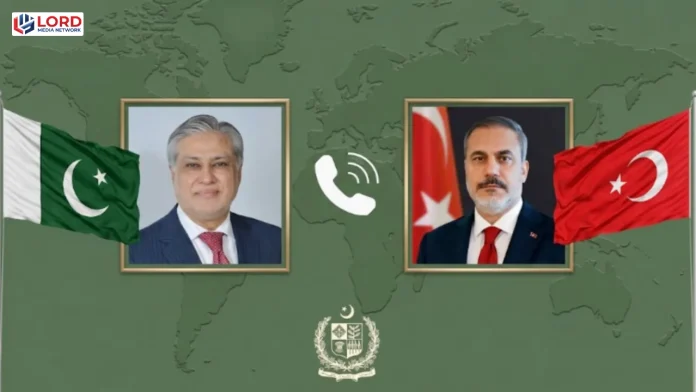 اسحاق ڈار اور ترک وزیر خارجہ کا علاقائی صورتحال پر تبادلہ خیال