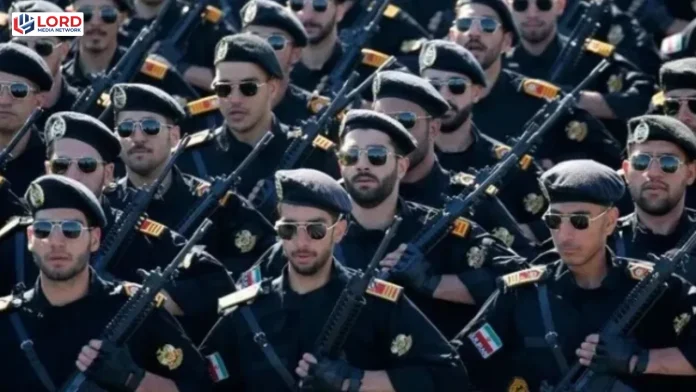 ایرانی فوج کا عسکری نظریہ دفاعی سے جارحانہ انداز میں تبدیل کرنے کا اعلان
